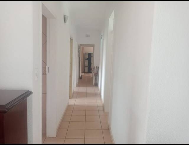 3 BEDROOM HOUSE FOR SALE IN MAYFIELD PARK